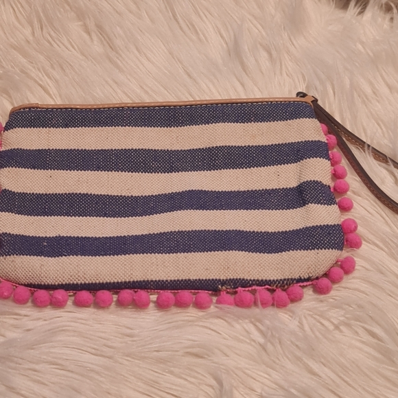 LOFT Wristlet Pink Pom Pom Paisley Pattern - Picture 8 of 8